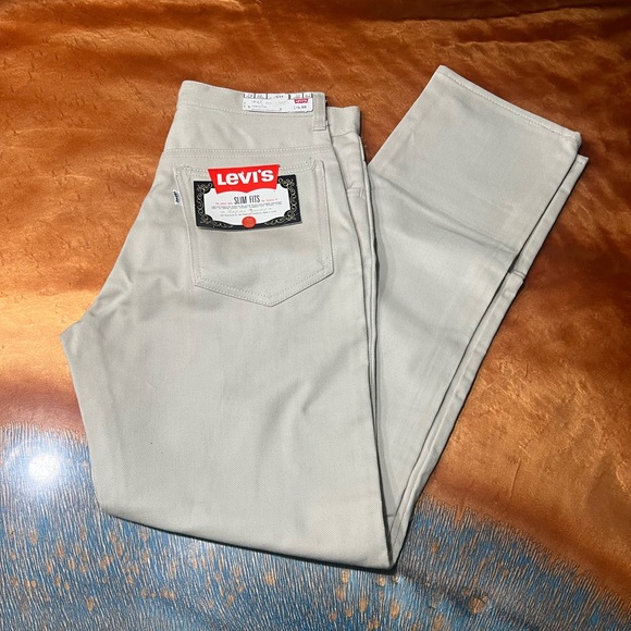 Vintage Big E Levi's Slim Fits Khaki Denim Jeans size 29” New Made